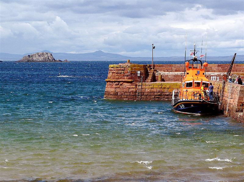 Dunpender Area/N Berwick lifeboat